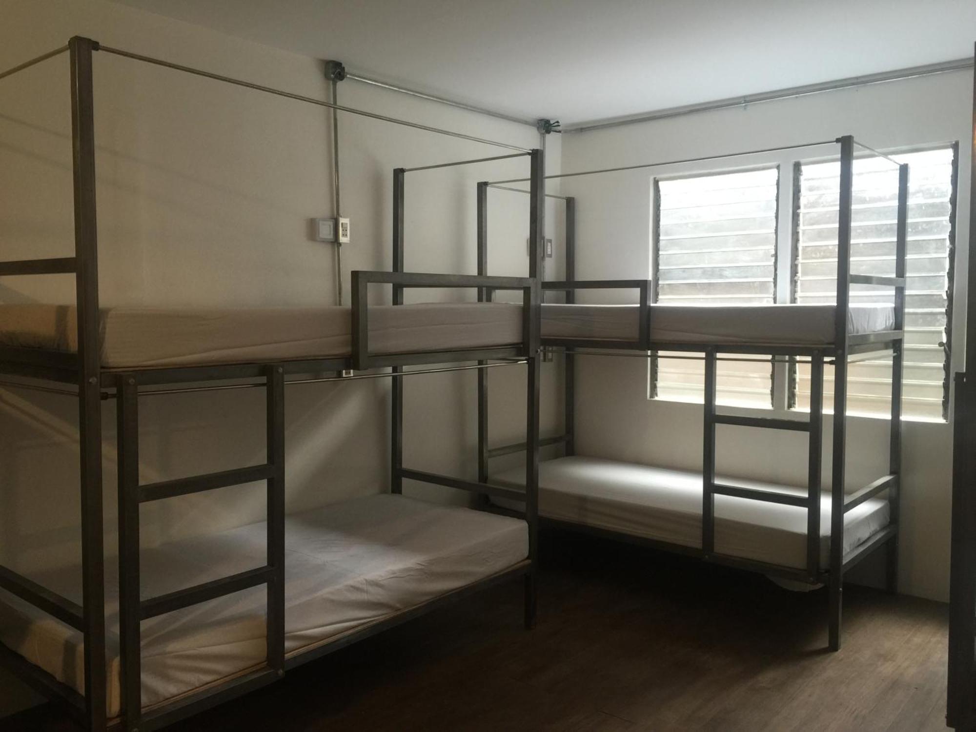 The Hub District Hostel And Dorm Makati City Exteriér fotografie